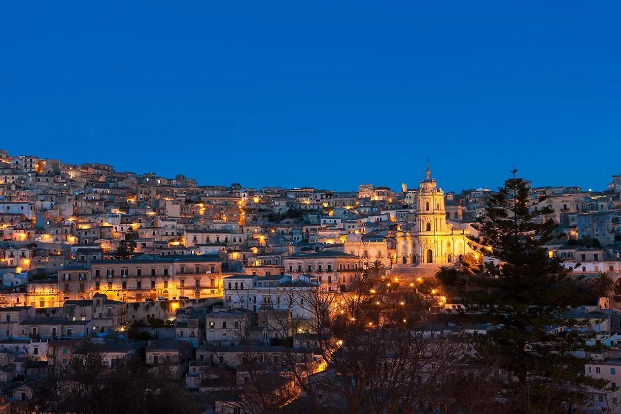 Appartamento Pippo House Giardini Naxos