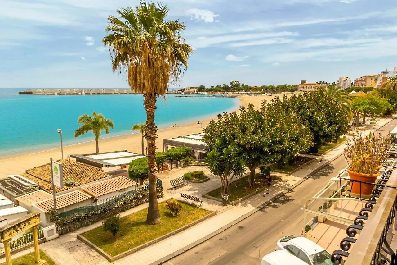 Appartamento Pippo House Giardini Naxos
